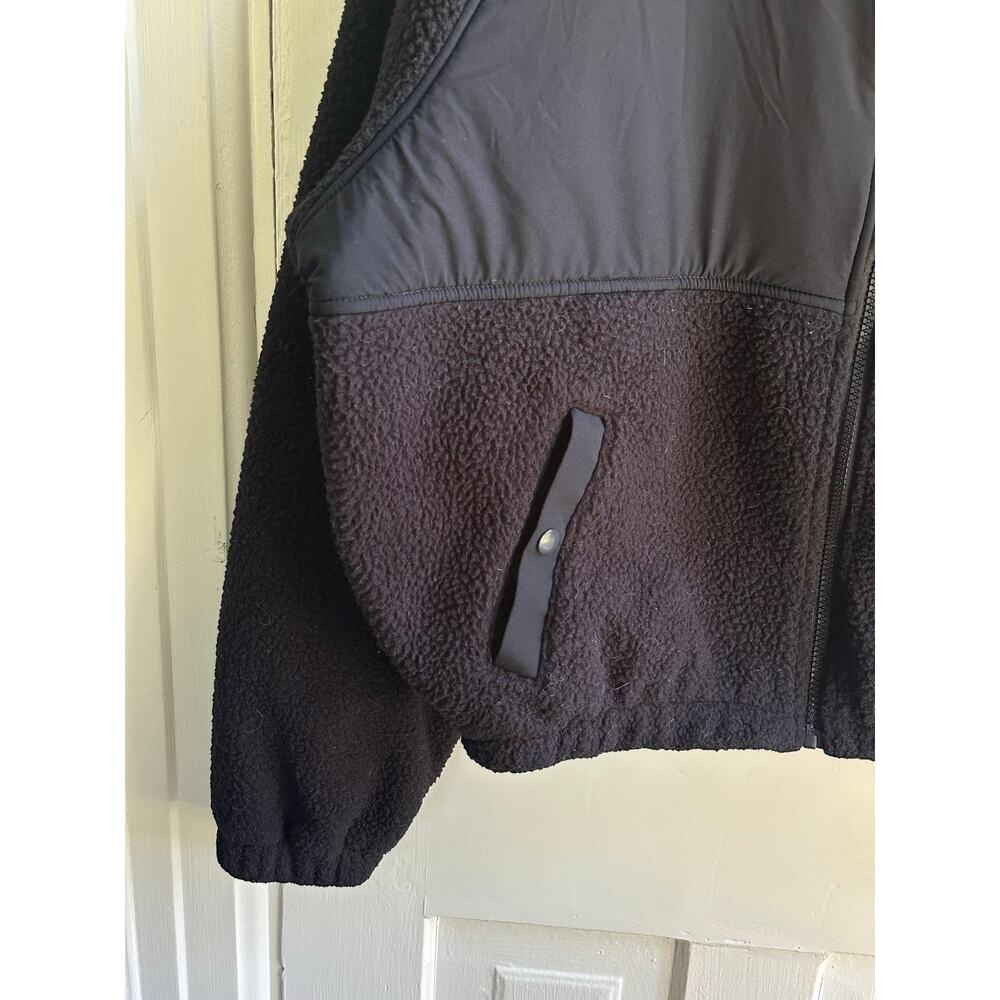 BLOGILATES Black Sherpa Fleece Zip Jacket – Size Small - Picture 6 of 8